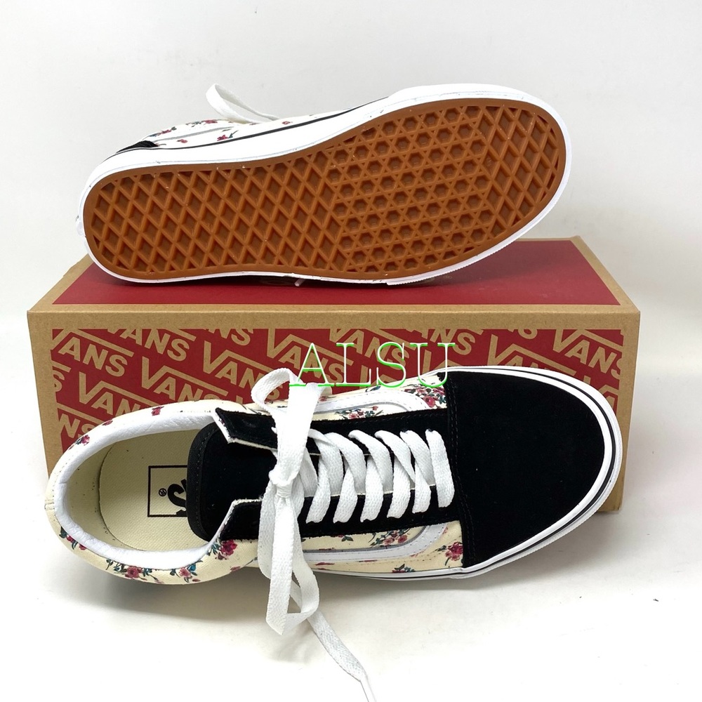 🌸Sale🌸 VANS Old Skool Ditsy Floral Women’s Sneakers Roses Pattern VN0A38G116Z - Picture 2 of 11